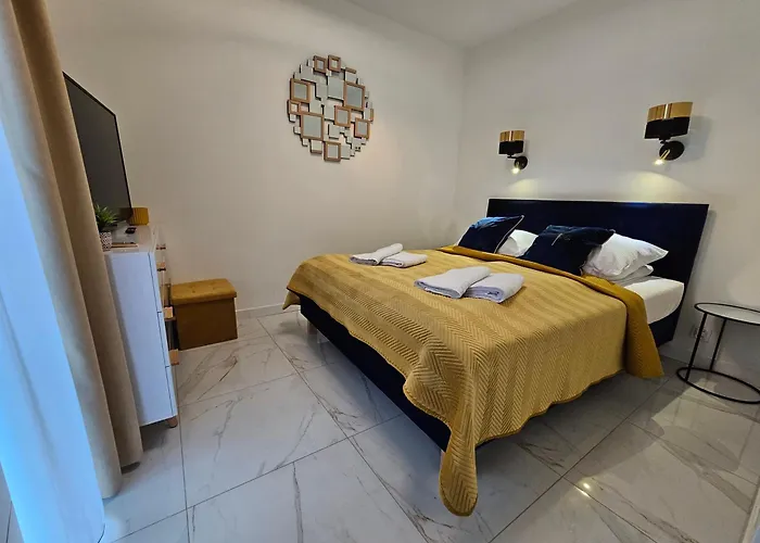 Gold Apartament W Pobierowie Z Basenem