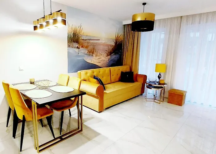 Gold Apartament W Pobierowie Z Basenem
